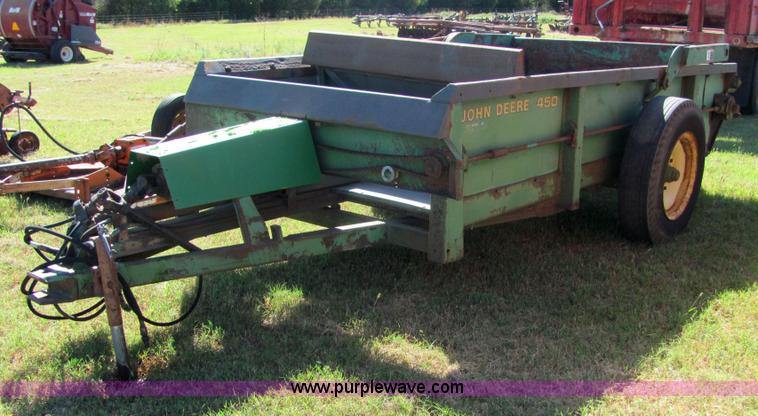 image for item 6611 John Deere 450 manure spreader