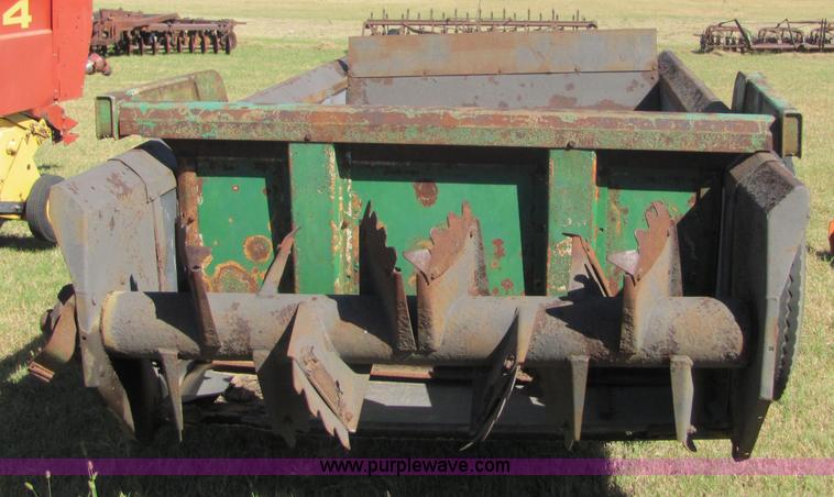 image for item 6611 John Deere 450 manure spreader