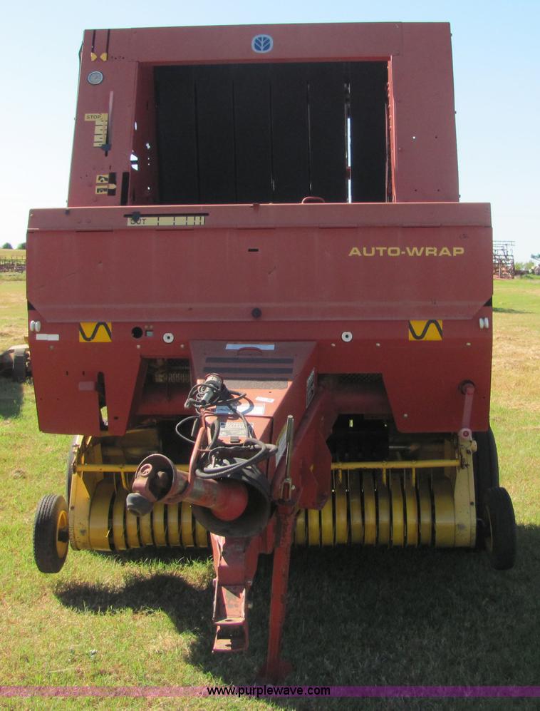 image for item 6612 New Holland 654 round baler