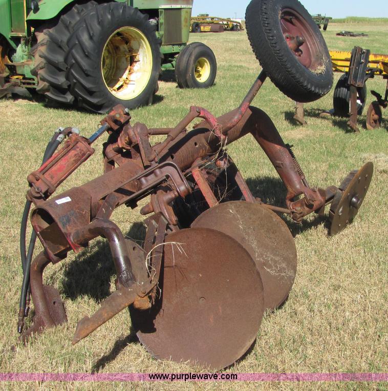 image for item 6616 International two bottom plow