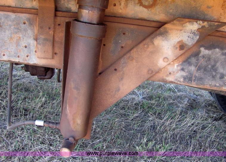 image for item 6618 1973 Chevrolet C60 grain truck