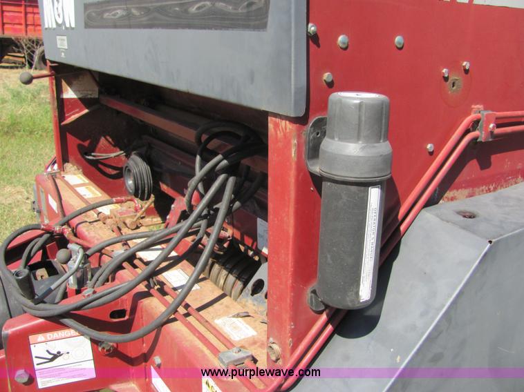 image for item 6621 M&W 5596 round baler