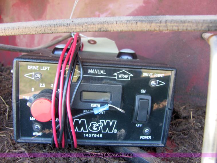 image for item 6621 M&W 5596 round baler