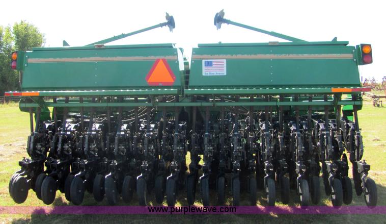 image for item 6622 2002 Great Plains 30' folding precision no-till drill