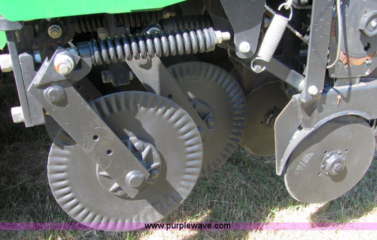 image for item 6622 2002 Great Plains 30' folding precision no-till drill