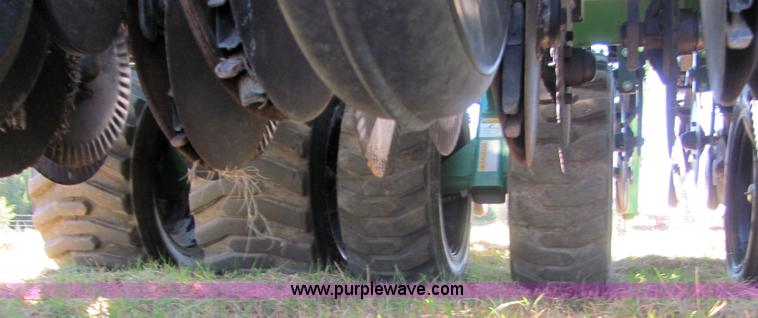 image for item 6622 2002 Great Plains 30' folding precision no-till drill