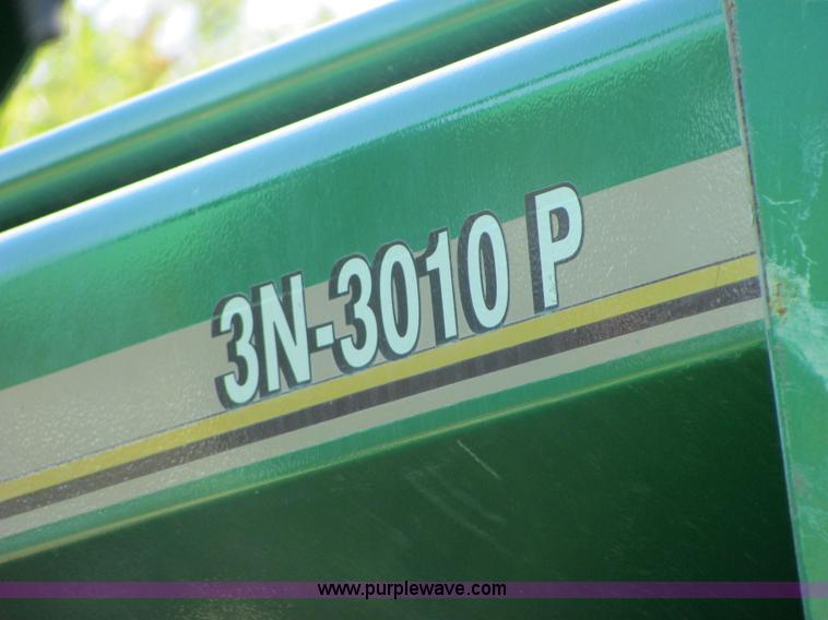 image for item 6622 2002 Great Plains 30' folding precision no-till drill