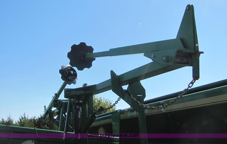 image for item 6622 2002 Great Plains 30' folding precision no-till drill