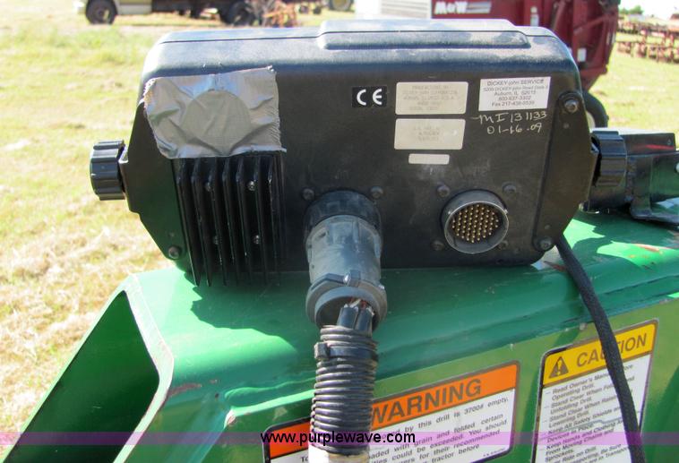 image for item 6622 2002 Great Plains 30' folding precision no-till drill