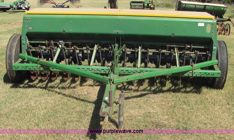image for item 6624 John Deere 8350 drill