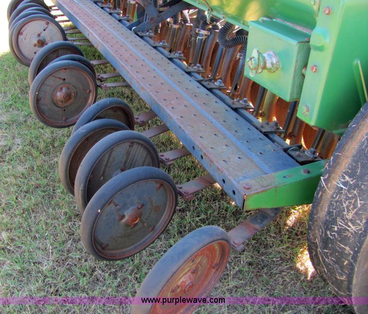 image for item 6624 John Deere 8350 drill