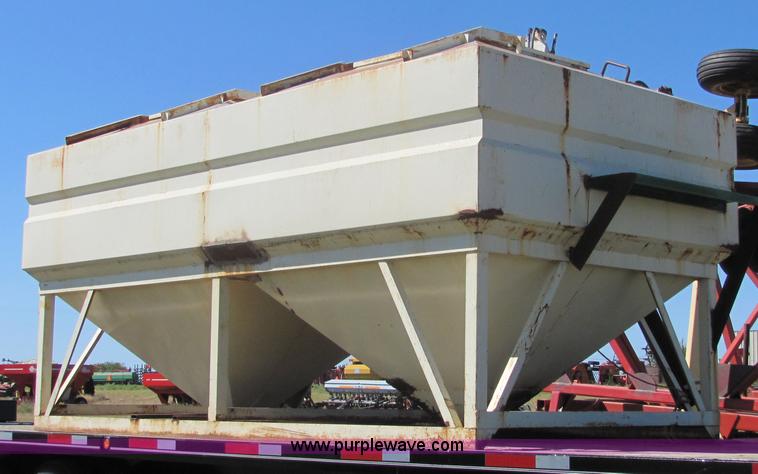 image for item 6626 1997 Haulall dual tank storage bins