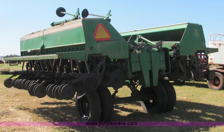 image for item 6629 1991 Great Plains 2SNT30 30' folding no-till drill