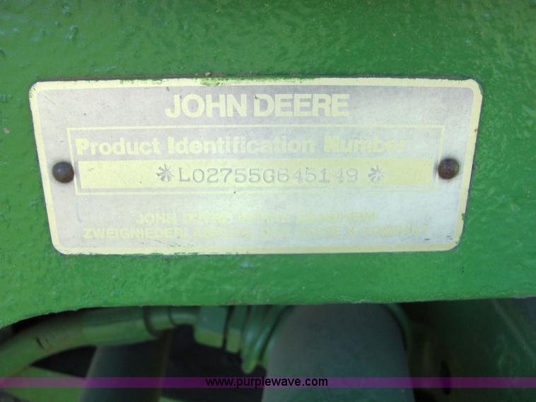 image for item 6633 1988 John Deere 2755 tractor with loader