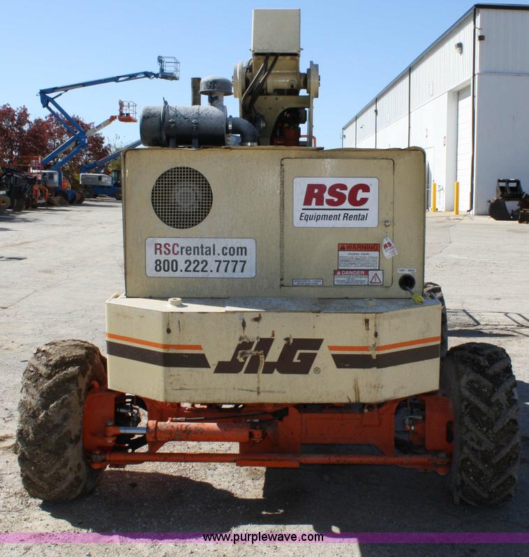 image for item 4819 2000 JLG 40H boom lift