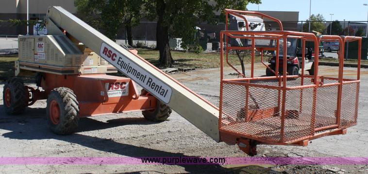 image for item 4819 2000 JLG 40H boom lift
