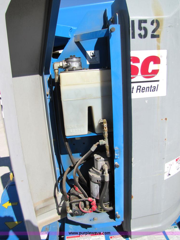 image for item 5277 2005 Genie Z30/20N-RJ boom lift