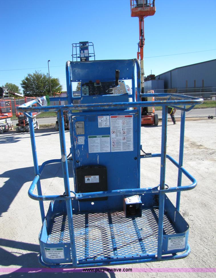 image for item 5277 2005 Genie Z30/20N-RJ boom lift