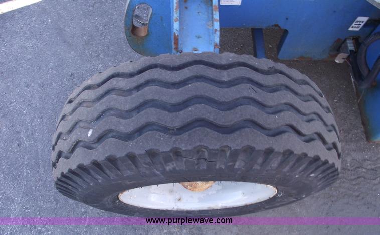 image for item 5952 2003 Genie Z-34/22 electric boom lift