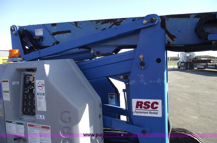 image for item 5952 2003 Genie Z-34/22 electric boom lift