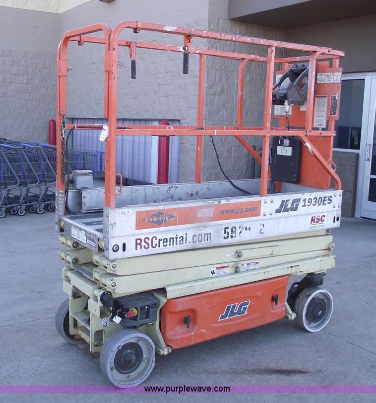 image for item 5955 2005 JLG 1930ES scissor lift