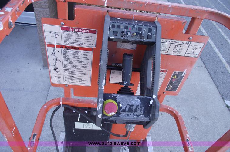 image for item 5955 2005 JLG 1930ES scissor lift