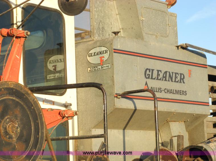 image for item 1853 1973 F Gleaner corn/soybean special combine