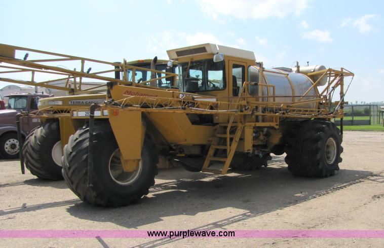 image for item 3503 1980 Big A 2600 sprayer