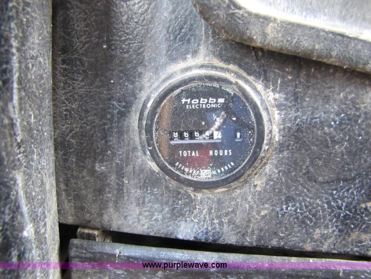 image for item 3503 1980 Big A 2600 sprayer