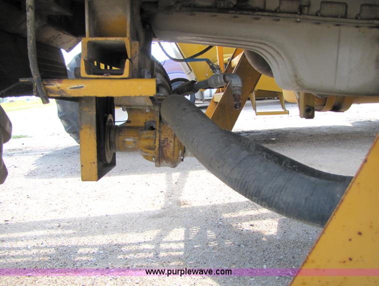 image for item 3503 1980 Big A 2600 sprayer