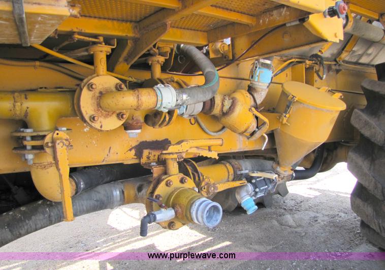 image for item 3503 1980 Big A 2600 sprayer