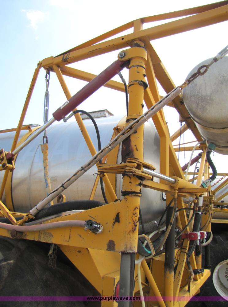 image for item 3503 1980 Big A 2600 sprayer