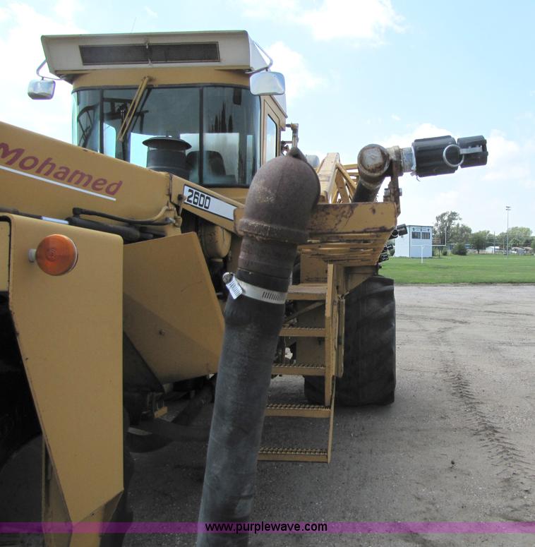 image for item 3503 1980 Big A 2600 sprayer