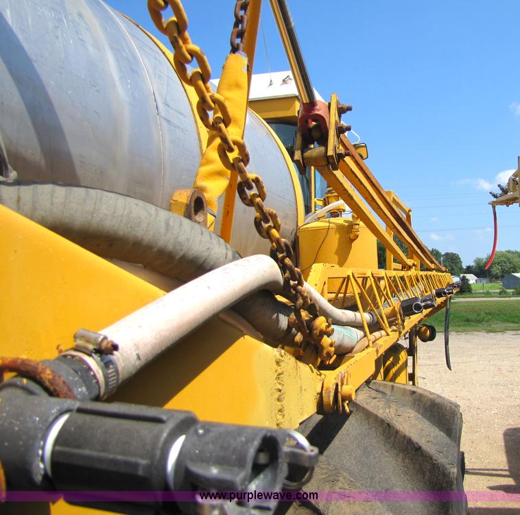 image for item 3503 1980 Big A 2600 sprayer