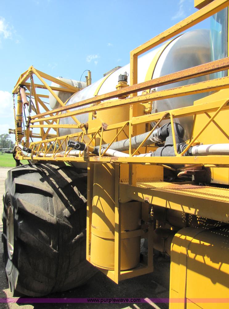image for item 3503 1980 Big A 2600 sprayer