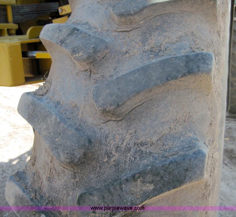 image for item 4099 1999 Rogator 854