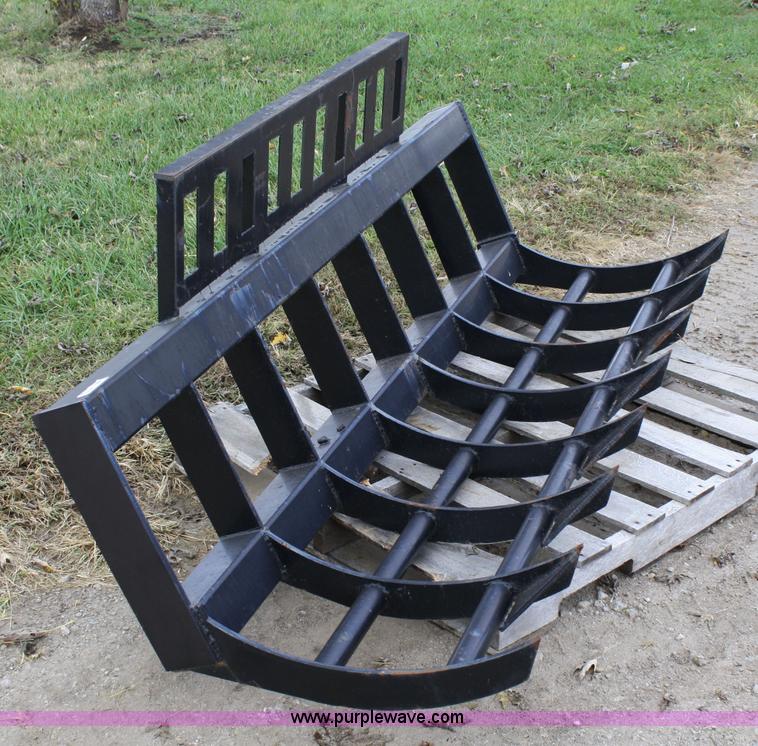 image for item 4675 Root bucket skid steer attachemnt