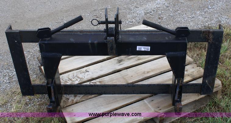 image for item 4677 Skid steer three point adapter attachemnt