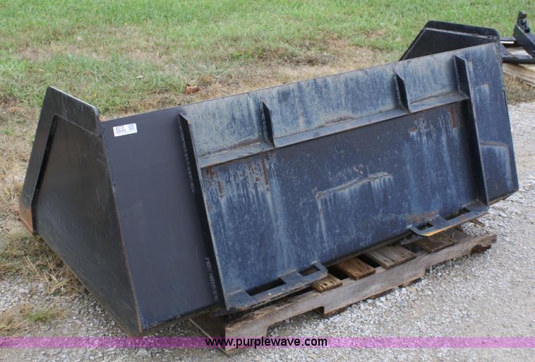 image for item 4678 Skid steer bucket