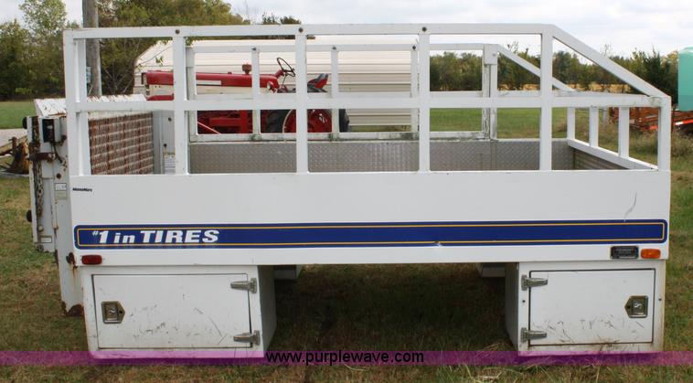 image for item 4682 Piedmont aluminum service bed