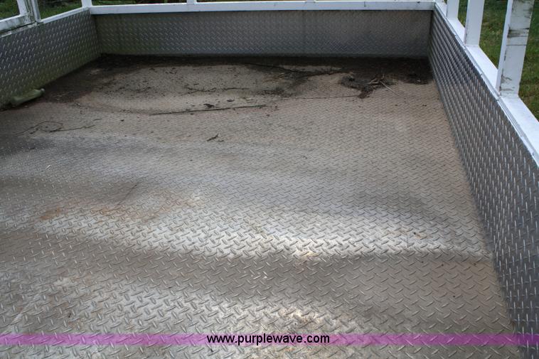 image for item 4682 Piedmont aluminum service bed