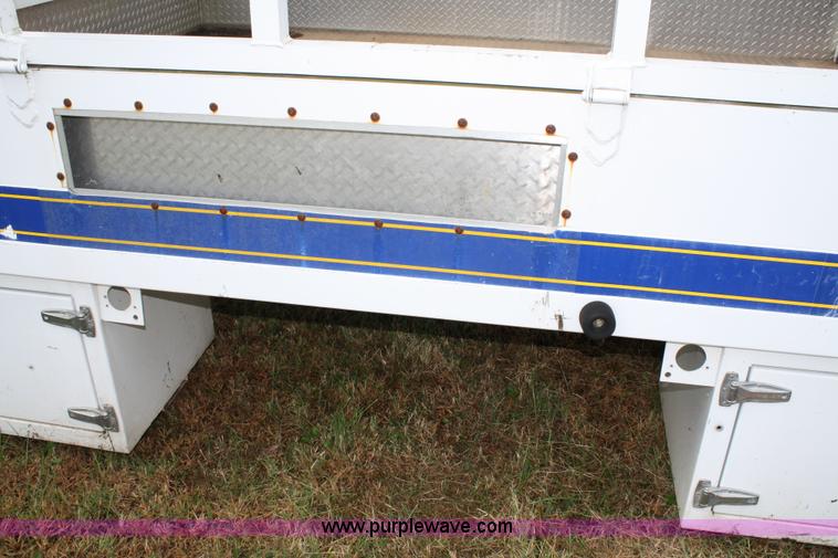 image for item 4682 Piedmont aluminum service bed