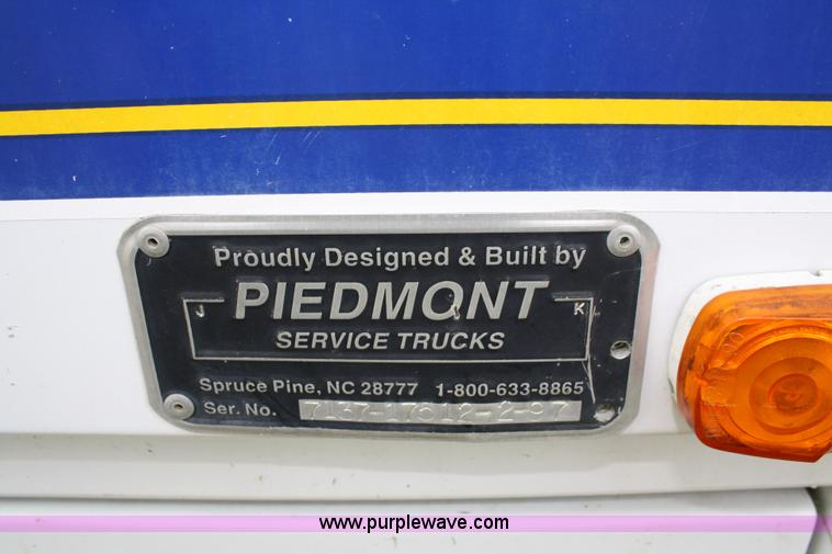 image for item 4682 Piedmont aluminum service bed