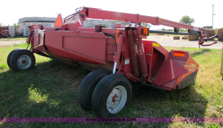 image for item 5152 2002 Gehl 2418 18' disk mower