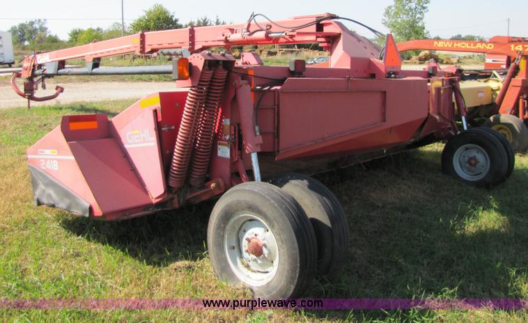 image for item 5152 2002 Gehl 2418 18' disk mower