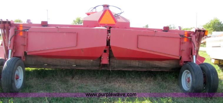 image for item 5152 2002 Gehl 2418 18' disk mower