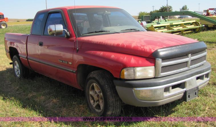 image for item 5156 1996 Dodge Ram 1500 pickup truck