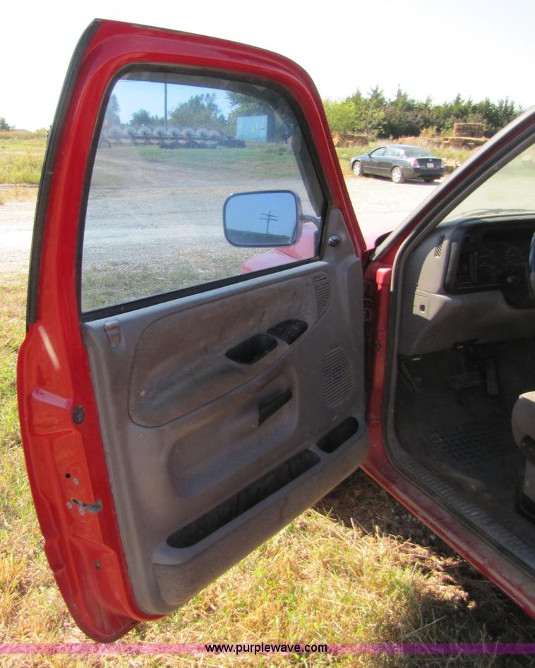 image for item 5156 1996 Dodge Ram 1500 pickup truck