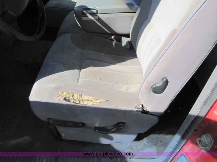 image for item 5156 1996 Dodge Ram 1500 pickup truck