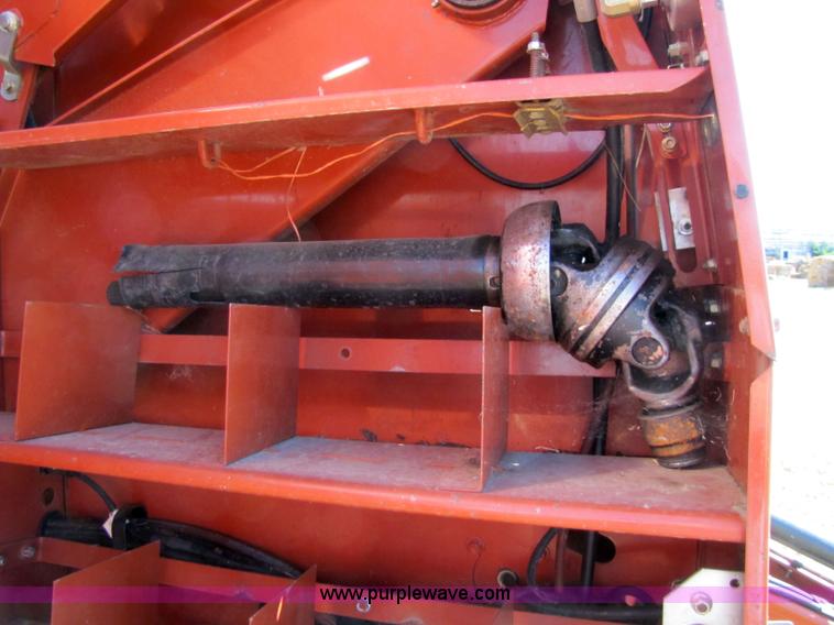 image for item 5157 AGCO Hesston 856 round baler